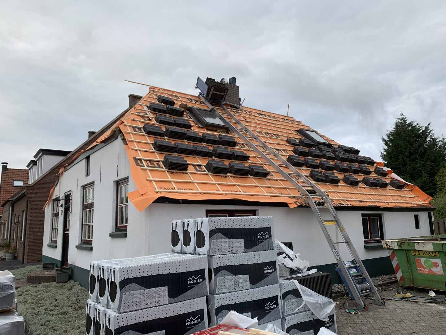 Pannendak laten renoveren